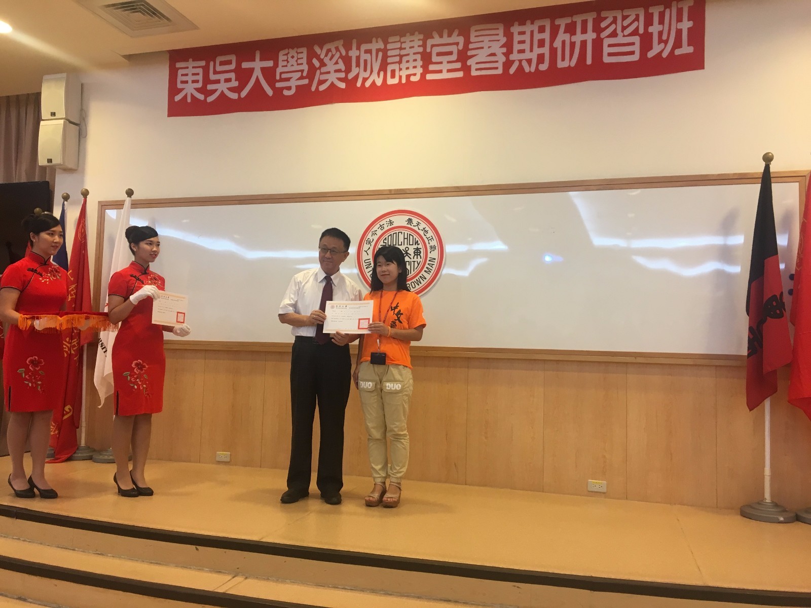 免费成人直播